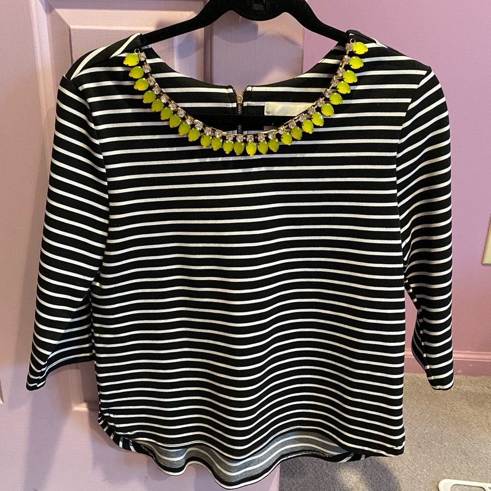 Medium black and white top with fun neckline